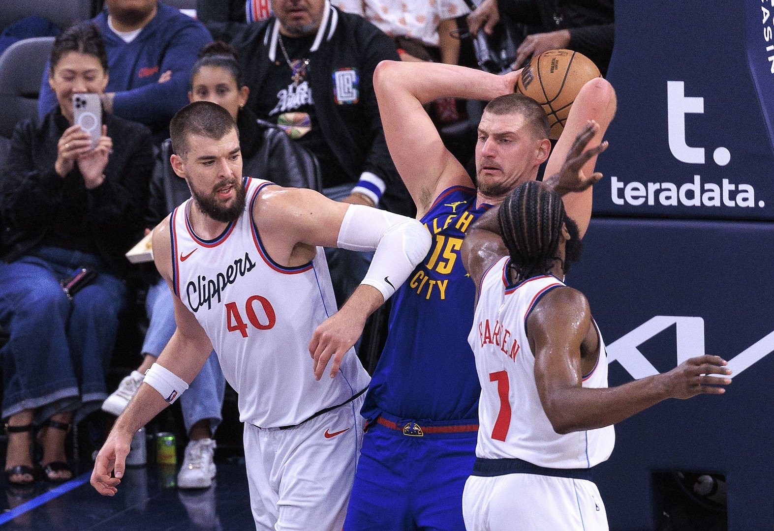 包含刚刚！今夜利物浦官宣签约集结日瓦伦西亚备战CBA季后赛，洛杉矶快船复出首秀备战西甲的词条